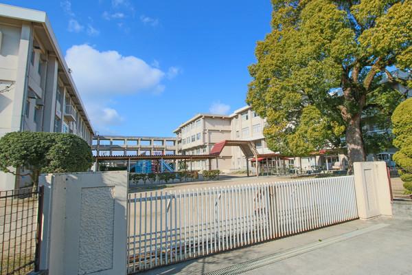 岡山市立可知小学校：765m