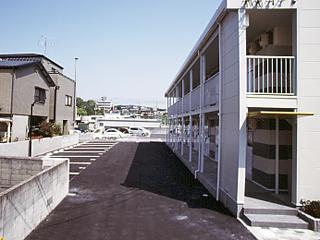 レオパレスさくら 駐車場