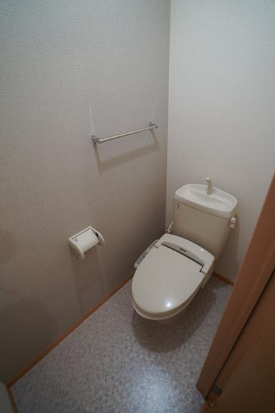 エスポワールえなみ　A棟 トイレ