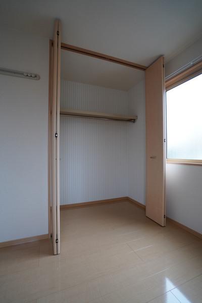 エスポワールえなみ　A棟 収納