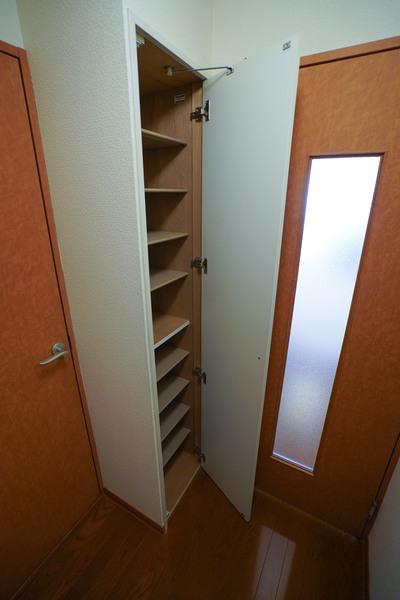 レオパレスシャルマン上道Ⅲ 収納