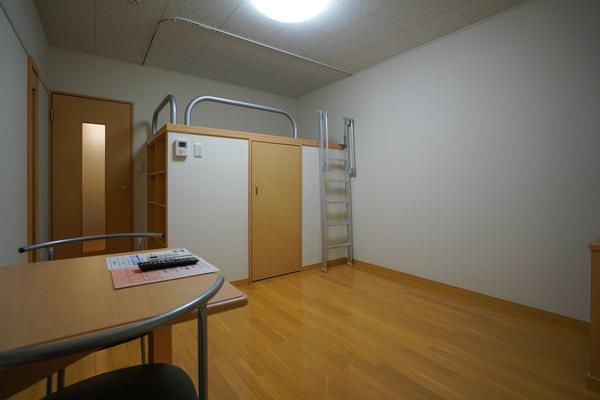 レオネクストパレス市場 リビング