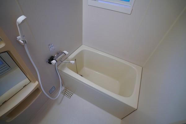 プレジールSANYO　Ｃ棟 バス／シャワー