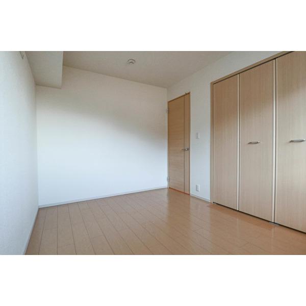 カンピオーネ 部屋画像
