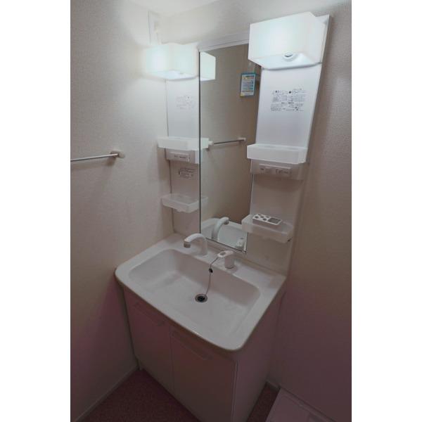 カンピオーネ 部屋画像