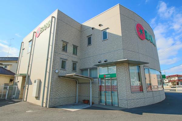 トマト銀行高島支店：178m