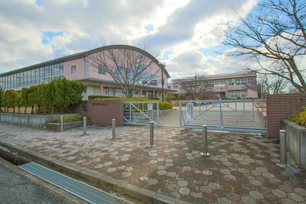赤磐市立山陽北小学校：1274m