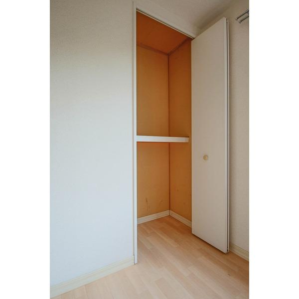 オークス　弐番館 収納
