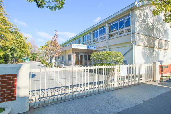 岡山市立三勲小学校：568m
