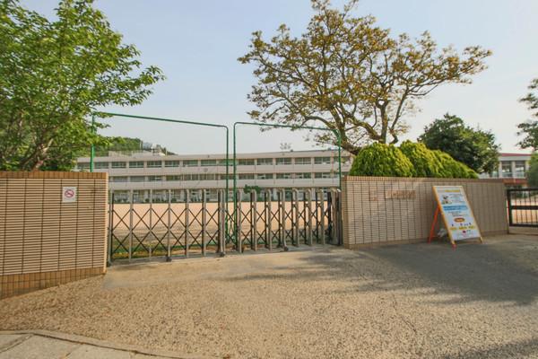 備前市立伊部小学校：1141m