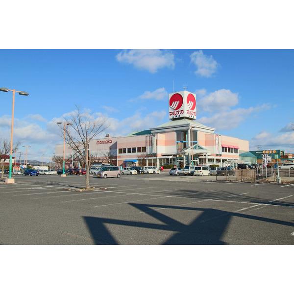 山陽マルナカ山陽店：704m