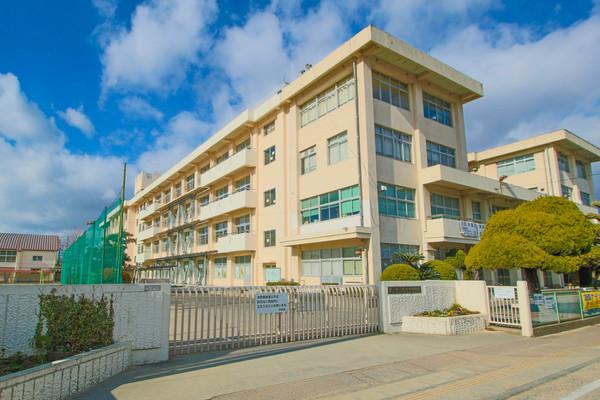 岡山市立西大寺中学校：2731m