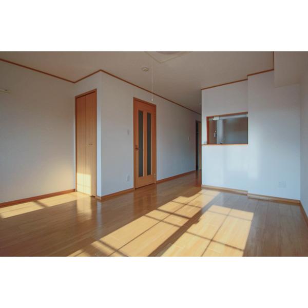 プラム 部屋画像