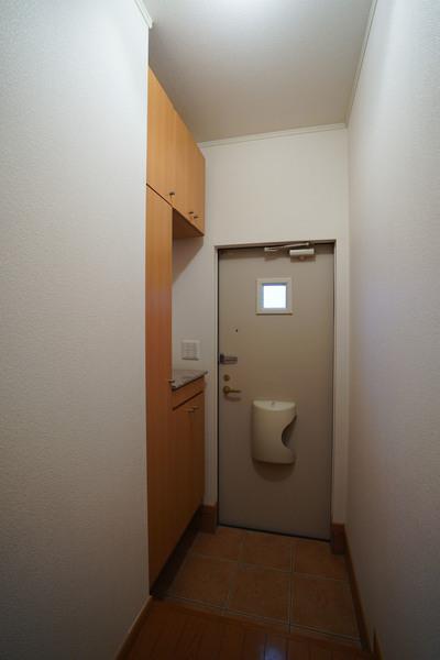 プラム 玄関