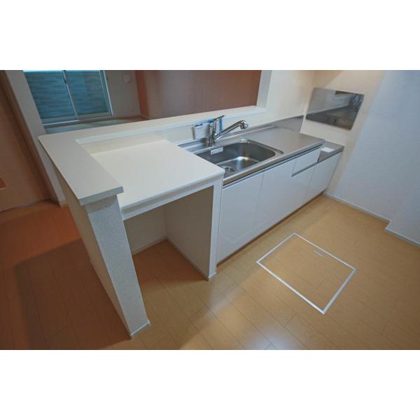 エミール 部屋画像