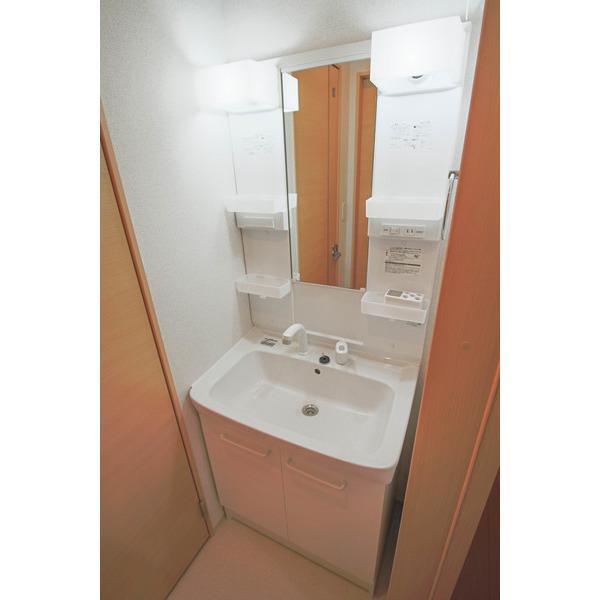 エミール 部屋画像