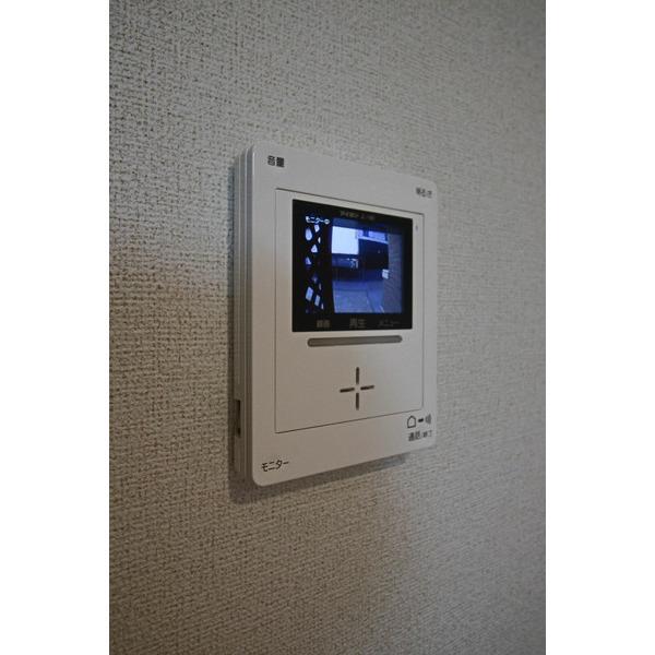 エミール 部屋画像