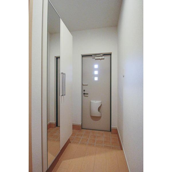 エミール 部屋画像