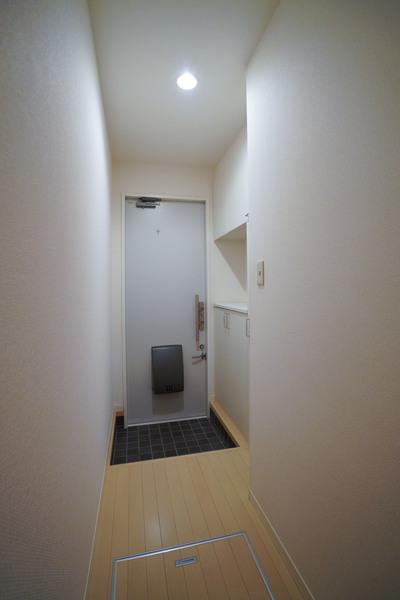 シャーメゾンつばき 3番館 玄関