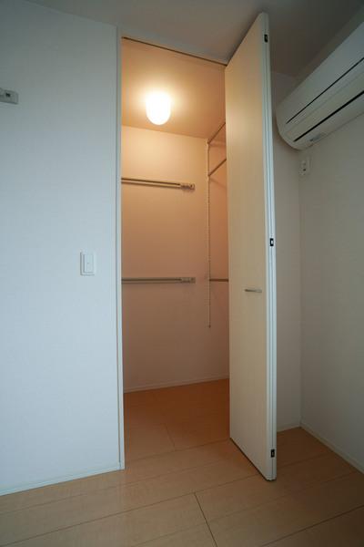 ルラシオン Ａ棟 収納