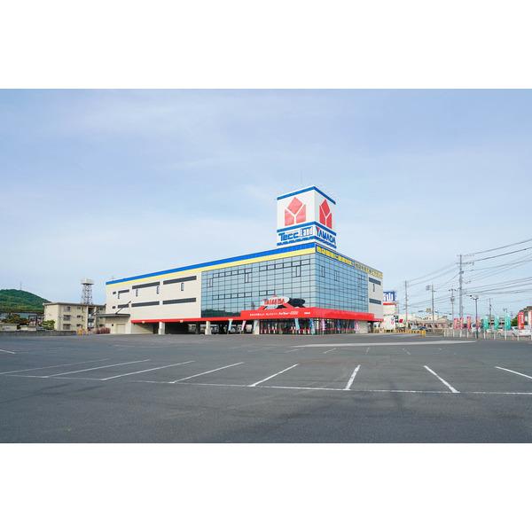 ヤマダ電機テックランド東岡山店：1705m