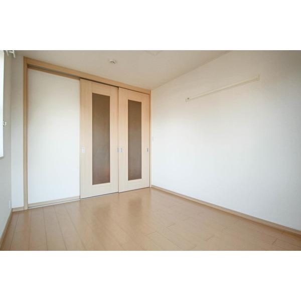 サン・セレーノ 部屋画像