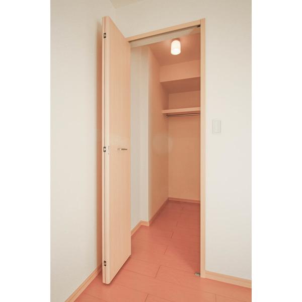 サン・セレーノ 部屋画像