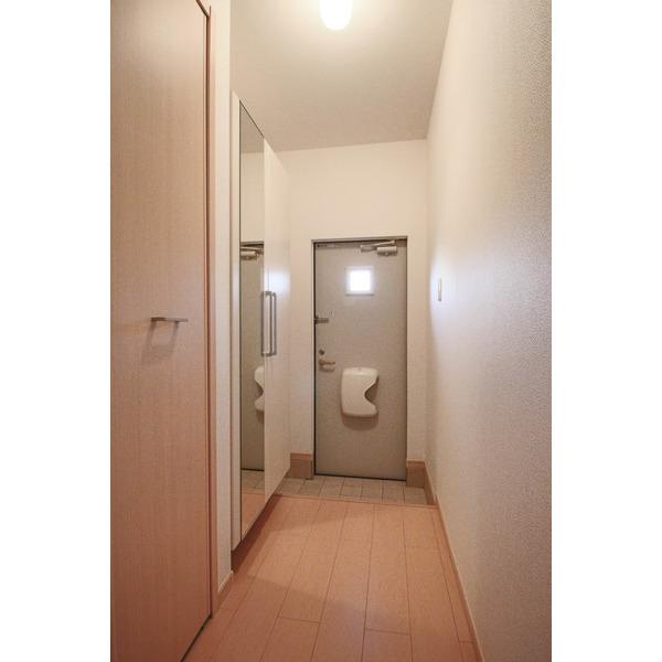 サン・セレーノ 部屋画像