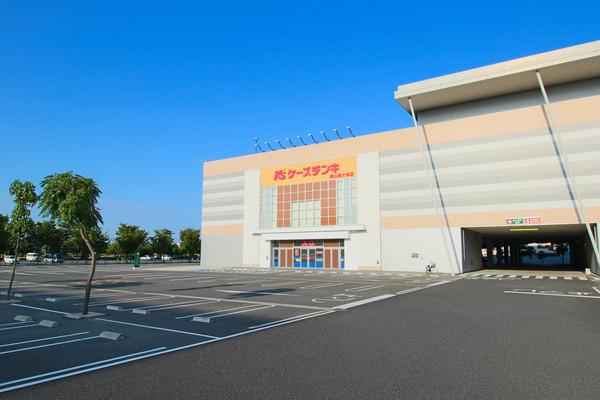 ケーズデンキ岡山西大寺店：996m