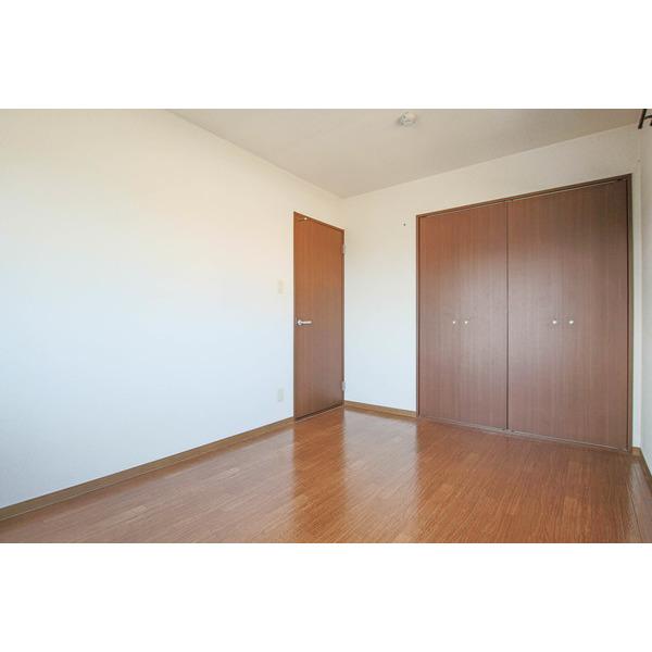 フォブールKAWAI C棟 部屋画像