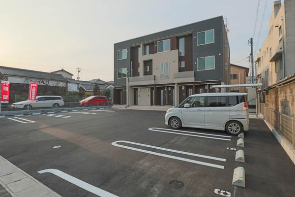 西大寺駅より徒歩12分 築9年5ヶ月 3階建の賃貸物件