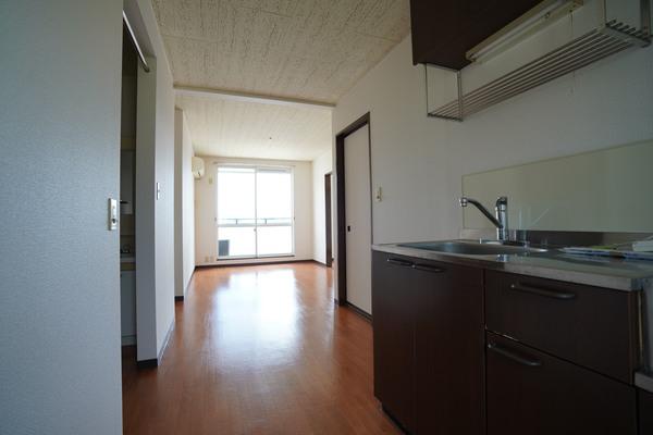 シェンブラ瀬戸　A棟 部屋画像