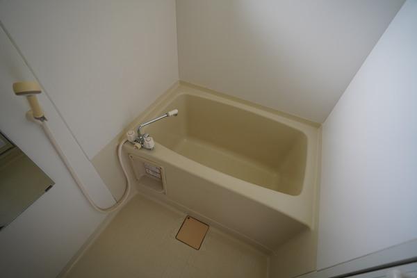 シェンブラ瀬戸　A棟 部屋画像