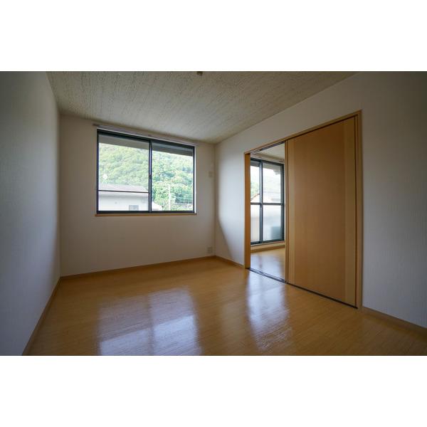 メゾンラフィネすずらん 部屋画像