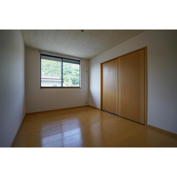 メゾンラフィネすずらん 部屋画像