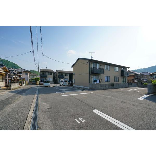 メゾンラフィネすずらん 外観