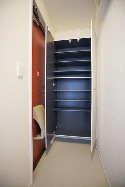 ヴィレッジ　ハルミⅡ 収納