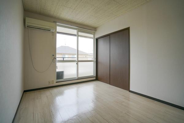 ファミーユ・ビボ C 部屋画像