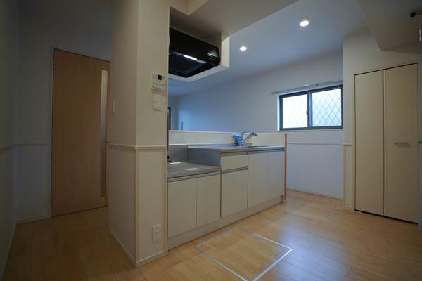グッドライフ瀬戸Ｂ（101） キッチン