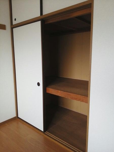 ニューエルディム花水木 B 収納