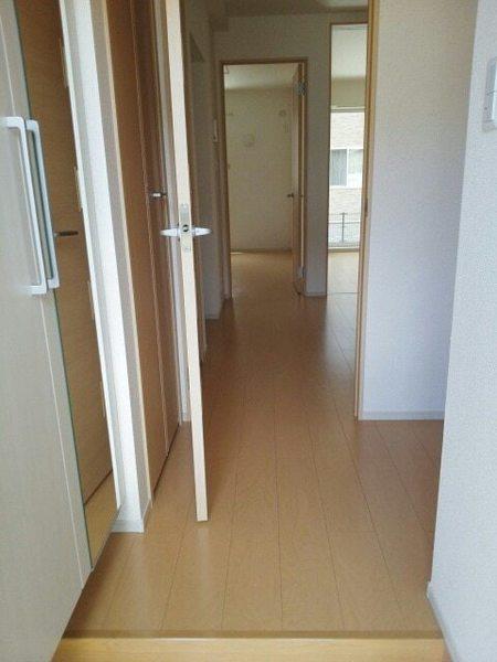 ひまわり 玄関