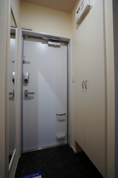 ミランダクラーラ 玄関
