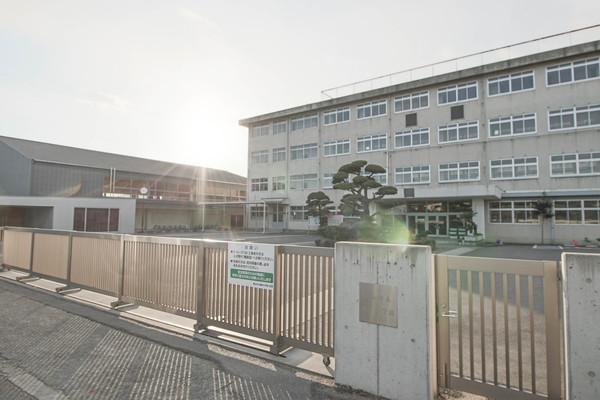 岡山市立幡多小学校：1219m