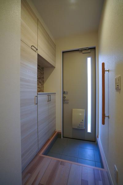 シャーメゾン瀬戸 玄関