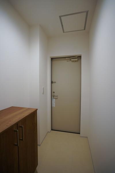 クレル瀬戸　N棟 玄関