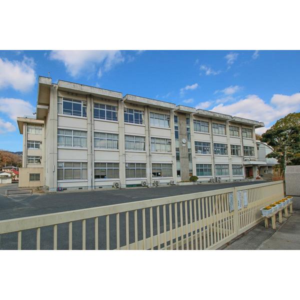 岡山市立牧石小学校：3308m