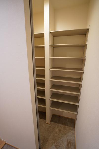 エストレーラ 収納