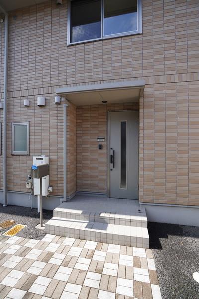 オリーブテラス　A エントランス