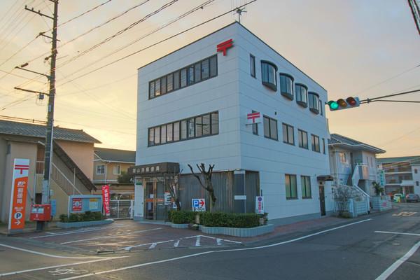 岡山浜郵便局：807m