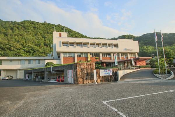 赤磐市役所赤坂支所：4242m